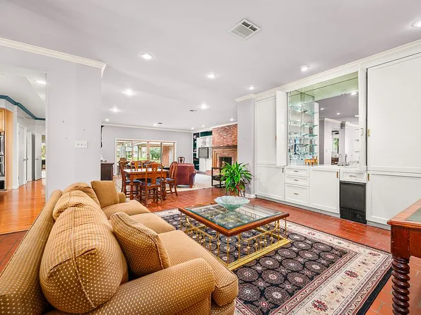 3013 Nelson St, Alexandria, LA 71301