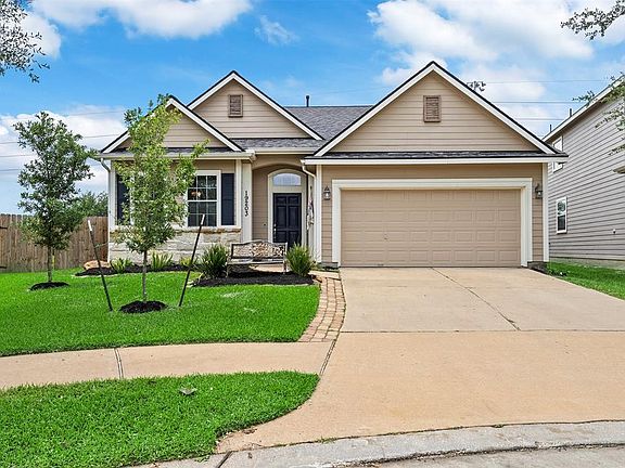 3rd image of 19203 Mossy Pointe Ln