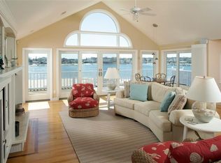 10 Railway Blfs, West Yarmouth, MA 02673