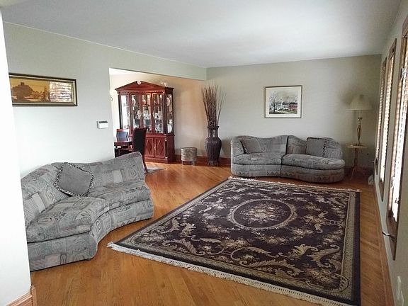 2nd image of 58 Romiga Ln