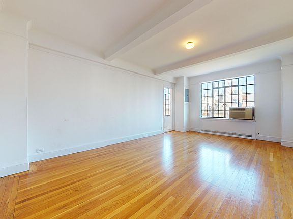 2nd image of 1 Christopher St APT 8G