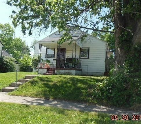 1st image of 3258 McCall St