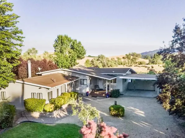 22445 K St, Santa Margarita, CA 93453