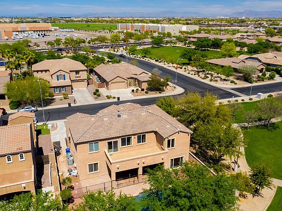 4th image of 2661 E Wisteria Dr