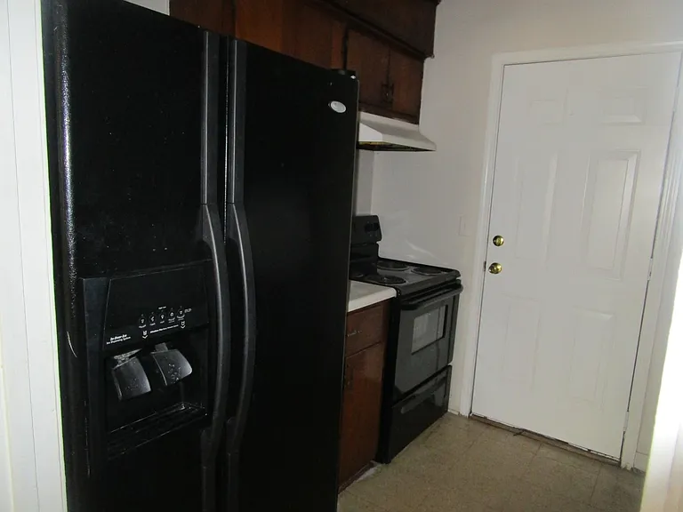 510 E 19th St SW — Photo 5
