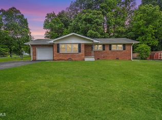 101 Gay Fletcher Rd, Elizabethton, TN 37643