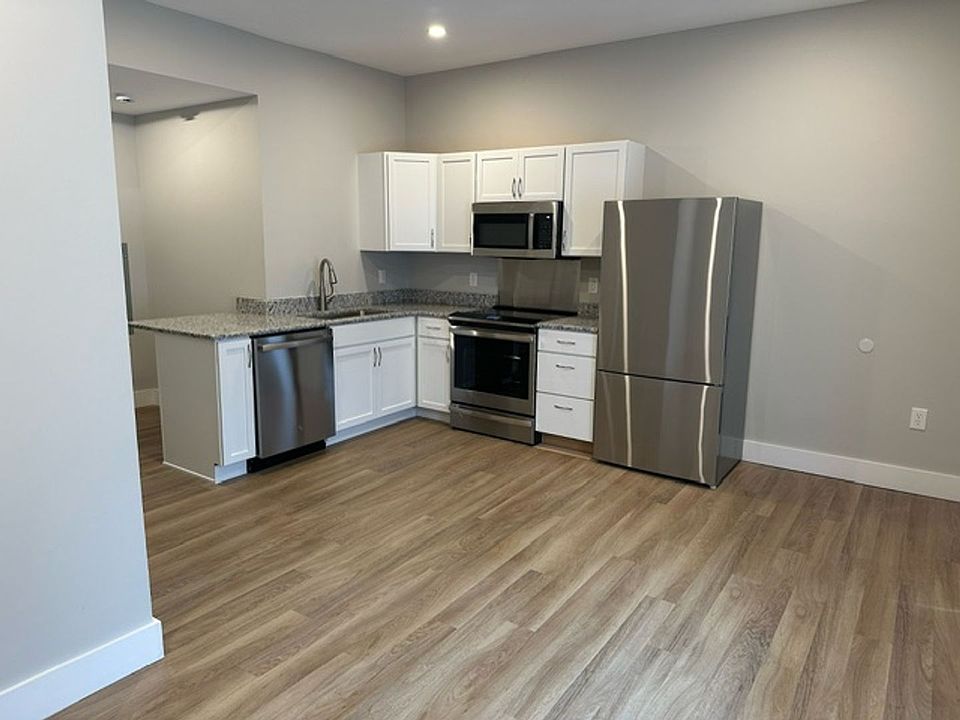 1st image of 1205 S Rogers St #3