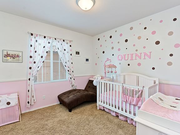 3rd image of 8472 Kern Cres