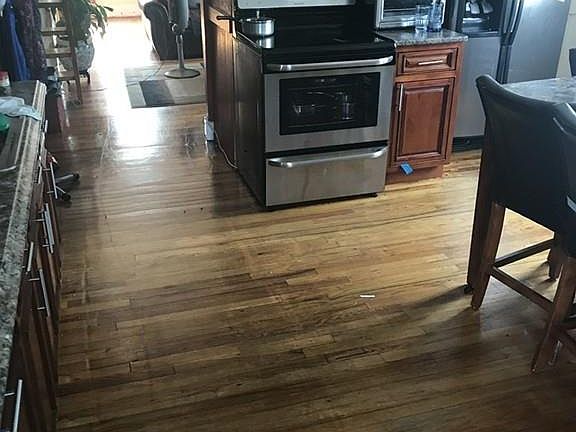 5th image of 18 Elmwood Ave
