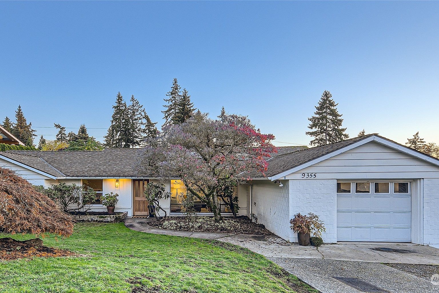 9355 Sunset Way, Bellevue, WA 98004 | Zillow