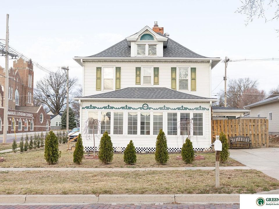 1st image of 901 N Platte Ave