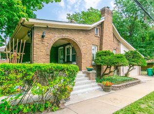 18 S Prairie Ave, Joliet, IL