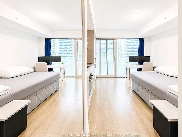 100 Harbour St #1011 — Photo 6