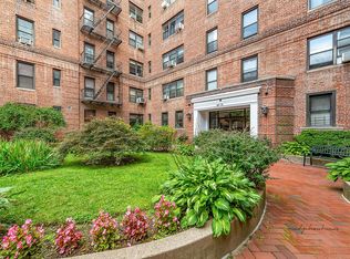 67-71 Yellowstone Blvd #7-O, Queens, NY 11375