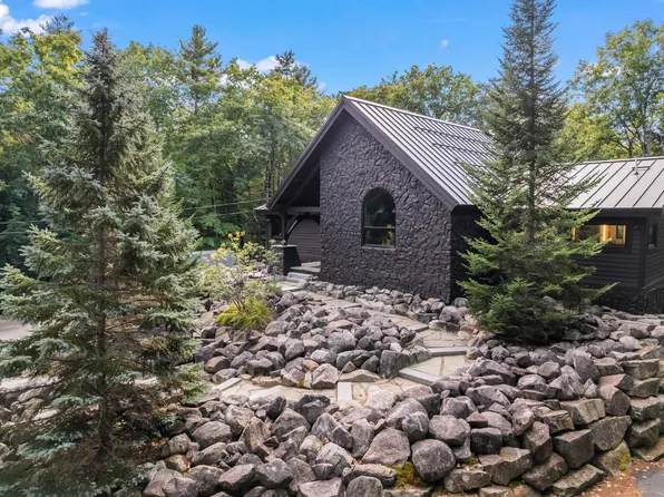 120 Lewis Road, Naples, ME 04055