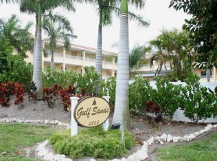 4200 Gulf Dr APT 105, Holmes Beach, FL 34217