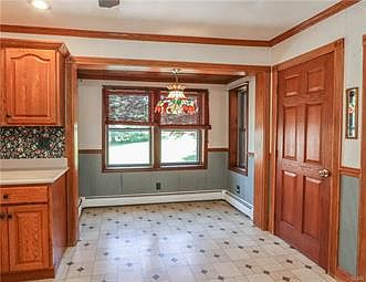 5th image of 3004 Freemansburg Ave