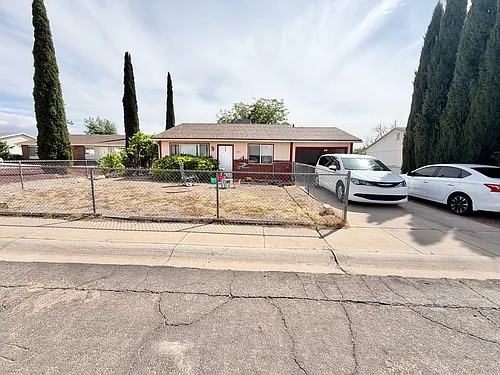 1711 W 1300 N Photo 1