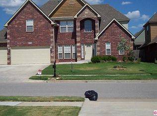 4701 N Narcissus Ave, Broken Arrow, OK 74012