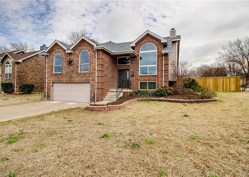 1st image of 606 Blair Dr