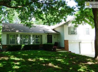 9953 Larsen St, Overland Park, KS 66214