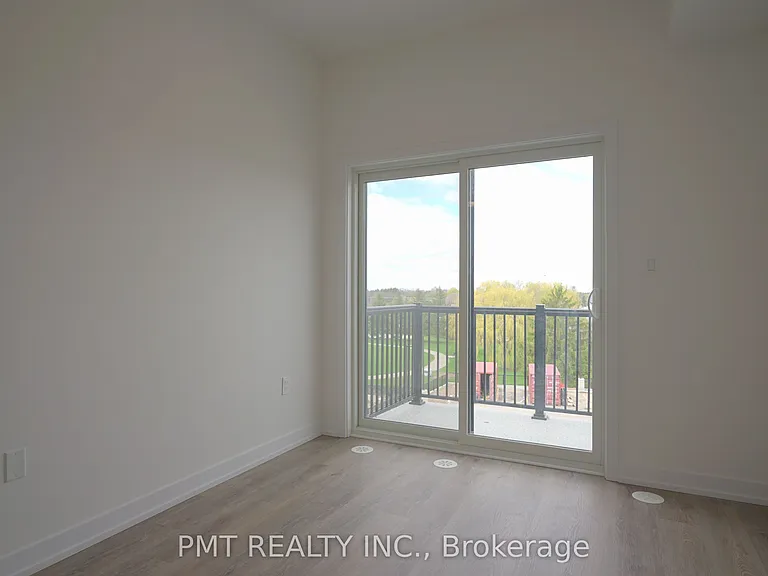 25 Palace St #R27 — Photo 16