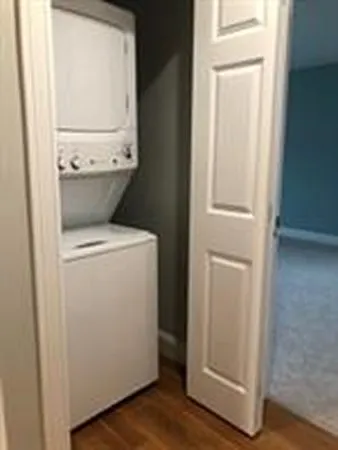 1 bed, 800 sqft, $1,800 — Photo 3