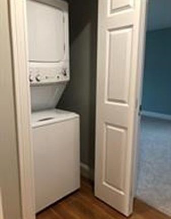 3rd image of 1149 Pleasant St #3