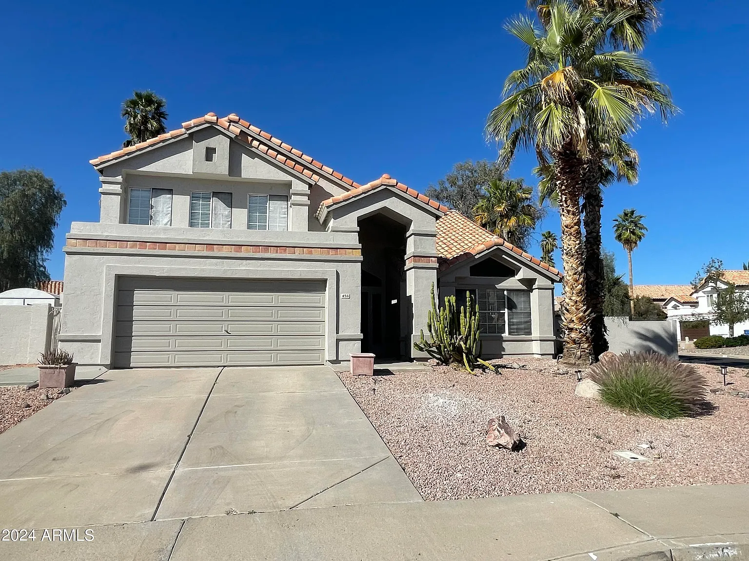 5 bed, 4.0 bath, 2498 sqft, $2,900 — Photo 2