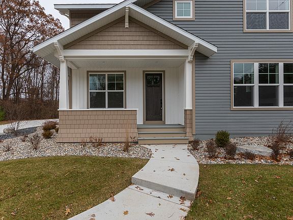 2nd image of 2116 Shelter Pointe Dr