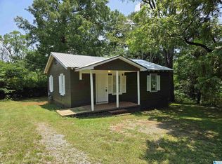 1216 N North Helen Ave, Sylacauga, AL 35150