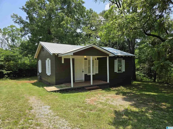 1216 N North Helen Ave, Sylacauga, AL 35150