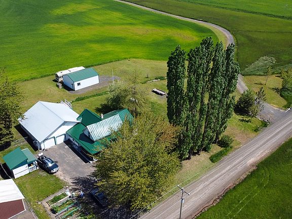 2nd image of 872 Meridian Rd