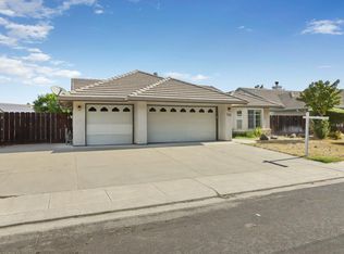 1595 Nehemiah Dr, Manteca, CA 95336