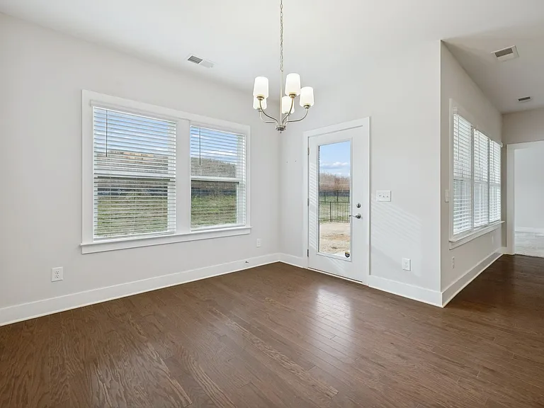 428 Triple Crown Cir — Photo 22