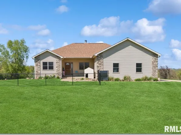 1745 345th Ave, Goose Lake, IA 52750