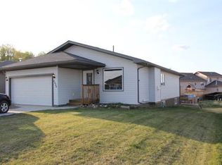2620 Lake Ave, Cold Lake, AB T9M0A1