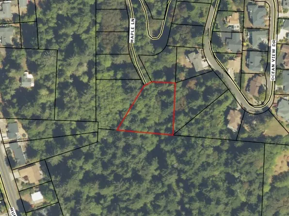 3000 Maple Ln, Florence, OR 97439