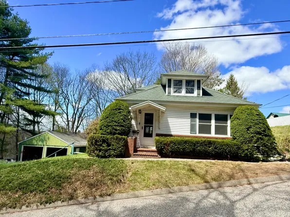 7 Bennett Avenue, Auburn, ME 04210