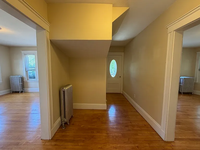 8 Silver Lake Ave #6 — Photo 2