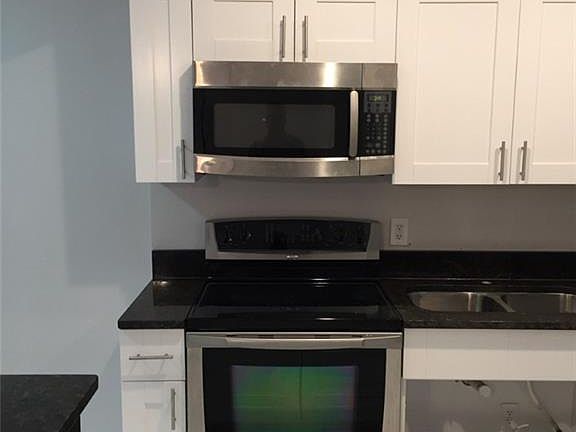 3rd image of 2937 Winkler Ave APT 1208