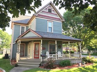 521 E 4th St, West Liberty, IA 52776