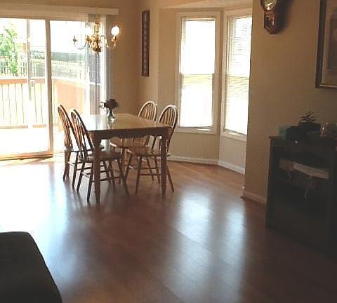4th image of 3910 Orchard Lake Dr