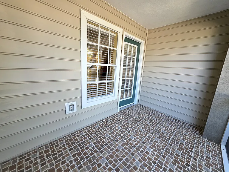 8926 Manor Loop #102 — Photo 16