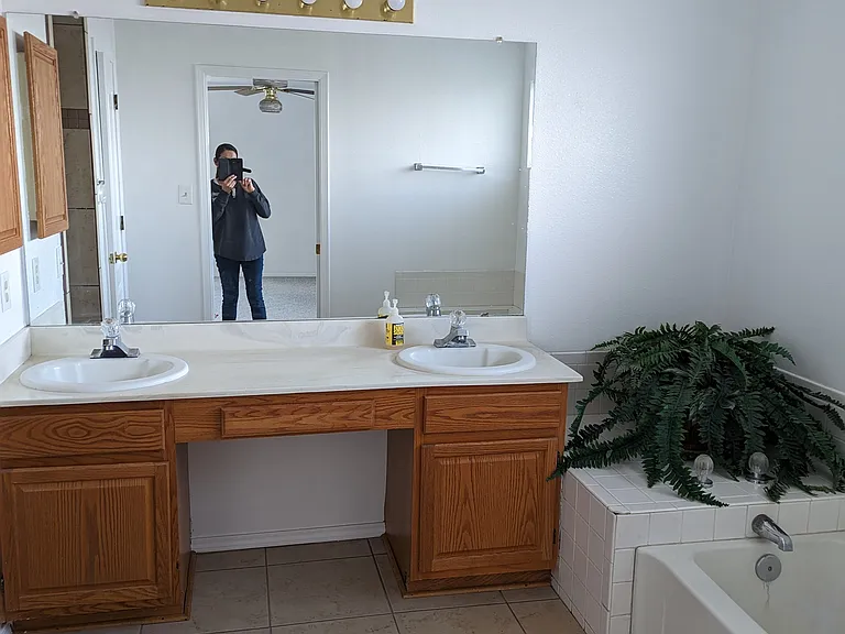 2429 Agua Fria Dr NE — Photo 6