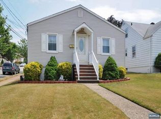 764 Chase Ave, Lyndhurst, NJ 07071