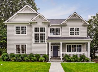 99 Sonn Dr, Rye, NY 10580