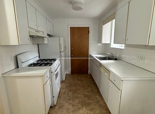 480 Centre St #1, Newton, MA 02458
