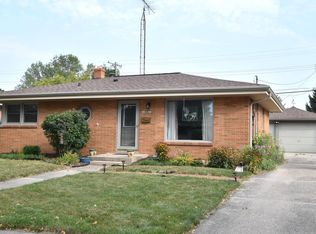 1006 Carlton Dr, Racine, WI 53402