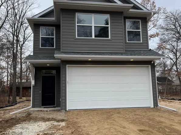 30387 Pinewood Dr, Pequot Lakes, MN 56472